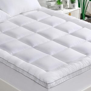 Saltea GRT 160 x 190 cm, Protecție de saltea, Cearșaf cu elastic, Cu blat din fibră de bambus și umplutură 3D cu fulgi de zăpadă, Potrivită pentru paturi Box Spring cu înălțime de până la 40 cm