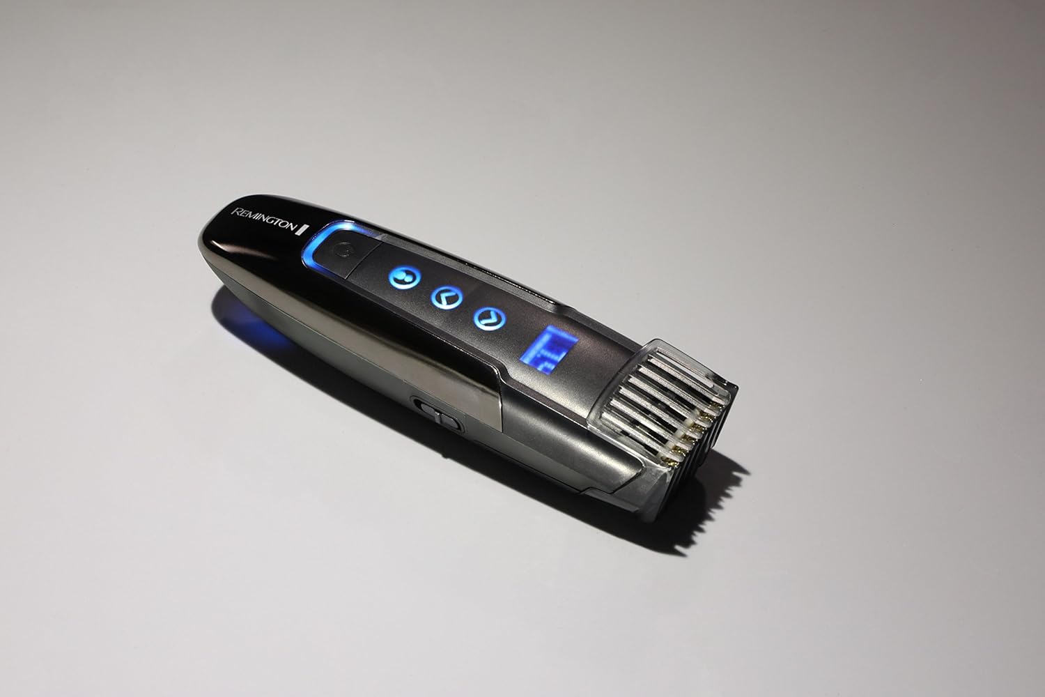 Aparat de tuns barba Remington Touch Tech pentru bărbați - Image 2