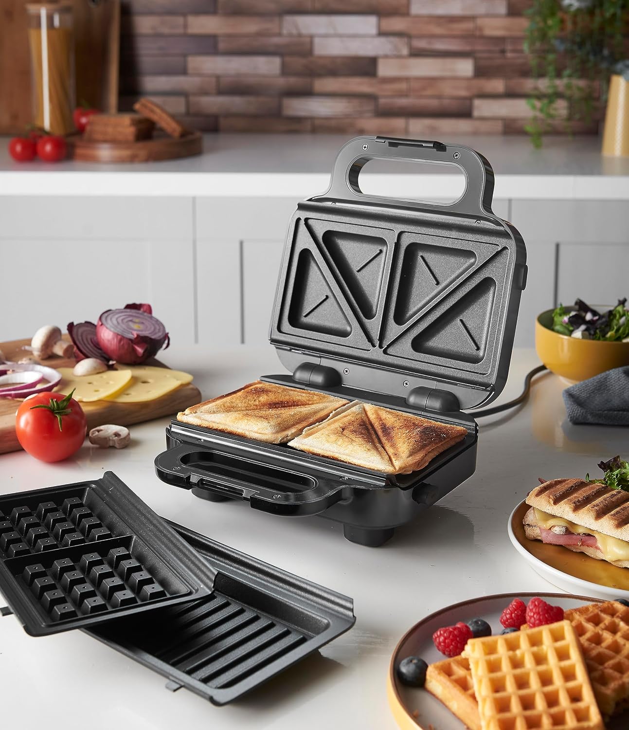 Russell Hobbs Creations 26810-56 Aparat de sandvișuri multifuncțional 3 în 1, aparat de vafe, grătar de contact (se poate spăla în mașina de spălat vase, înveliș antiaderent și farfurii extra adânci, fără BPA) - Image 2